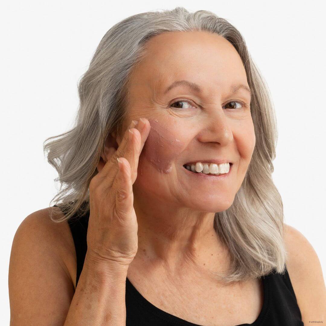 withSimplicity rejuvenating clay mask on model