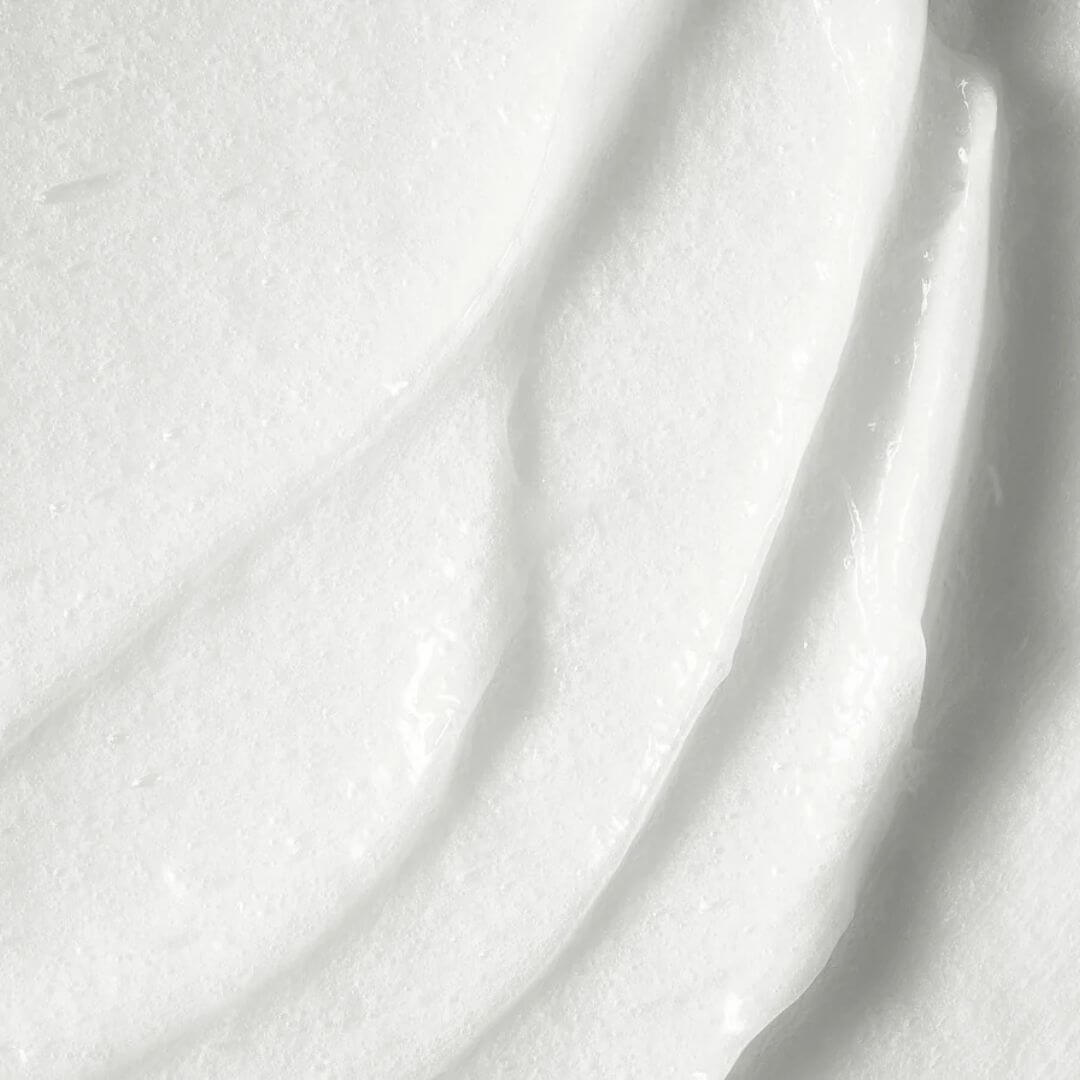 Under Luna Conditioner texture